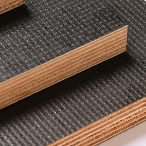 Contrachapado de Eucalipto Carrocería